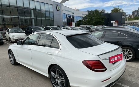 Mercedes-Benz E-Класс, 2017 год, 3 850 000 рублей, 3 фотография