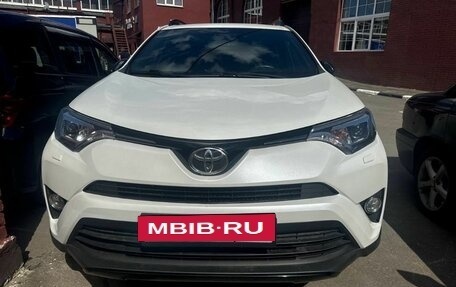 Toyota RAV4, 2019 год, 2 787 000 рублей, 2 фотография