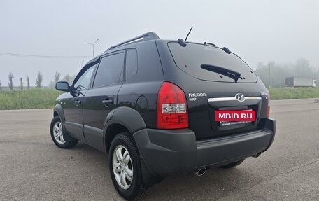 Hyundai Tucson III, 2006 год, 825 000 рублей, 3 фотография