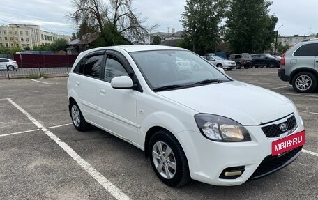 KIA Rio II, 2011 год, 670 000 рублей, 13 фотография