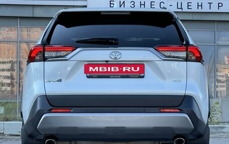 Toyota RAV4, 2020 год, 3 450 000 рублей, 6 фотография