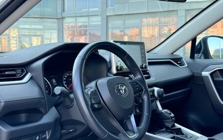 Toyota RAV4, 2020 год, 3 450 000 рублей, 20 фотография