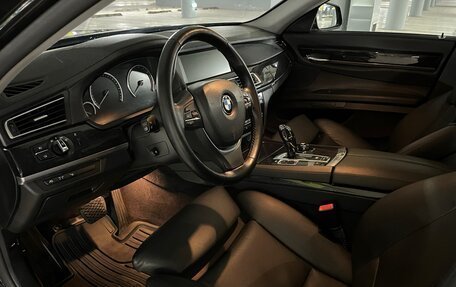 BMW 7 серия, 2009 год, 2 100 000 рублей, 2 фотография