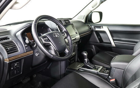 Toyota Land Cruiser Prado 150 рестайлинг 2, 2021 год, 7 298 000 рублей, 16 фотография