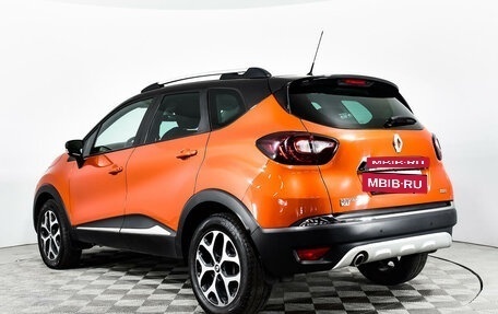 Renault Kaptur I рестайлинг, 2017 год, 1 599 000 рублей, 7 фотография