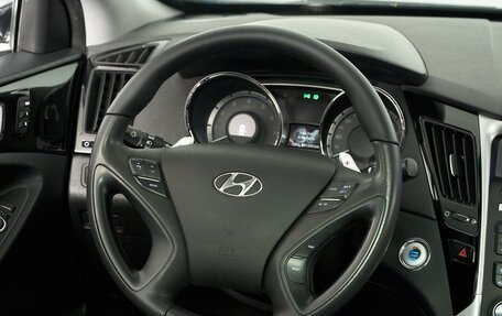 Hyundai Sonata VI, 2011 год, 1 099 000 рублей, 10 фотография