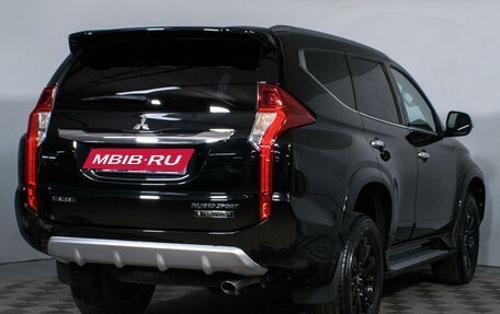 Mitsubishi Pajero Sport III рестайлинг, 2019 год, 3 770 000 рублей, 5 фотография