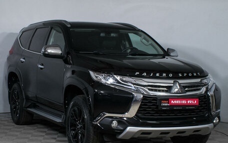 Mitsubishi Pajero Sport III рестайлинг, 2019 год, 3 770 000 рублей, 3 фотография