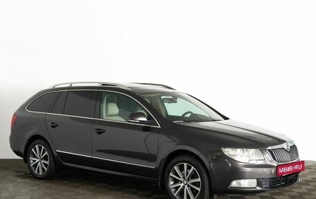 Skoda Superb III рестайлинг, 2011 год, 1 200 000 рублей, 2 фотография