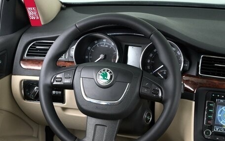 Skoda Superb III рестайлинг, 2011 год, 1 200 000 рублей, 9 фотография