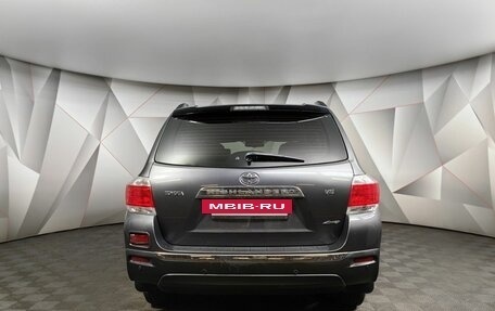 Toyota Highlander III, 2011 год, 2 197 000 рублей, 10 фотография