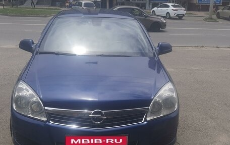 Opel Astra H, 2011 год, 750 000 рублей, 1 фотография