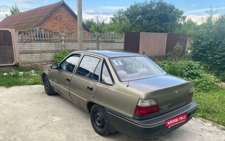 Daewoo Nexia I рестайлинг, 1999 год, 135 000 рублей, 2 фотография