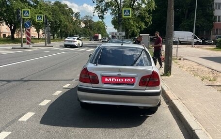 Mitsubishi Carisma I, 2003 год, 227 000 рублей, 3 фотография