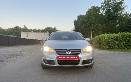 Volkswagen Jetta VI, 2008 год, 670 000 рублей, 3 фотография