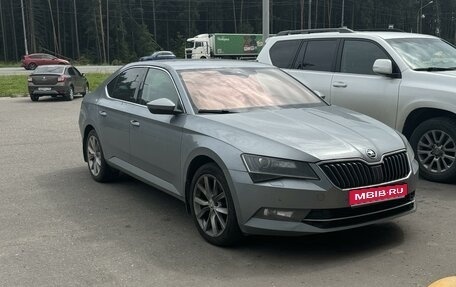 Skoda Superb III рестайлинг, 2015 год, 2 056 000 рублей, 1 фотография