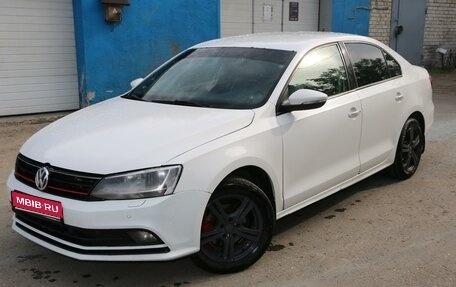 Volkswagen Jetta VI, 2015 год, 790 000 рублей, 1 фотография