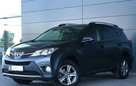 Toyota RAV4, 2015 год, 2 489 000 рублей, 1 фотография