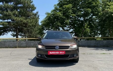 Volkswagen Jetta VI, 2012 год, 1 350 000 рублей, 3 фотография