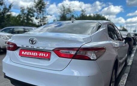 Toyota Camry, 2019 год, 2 200 000 рублей, 7 фотография