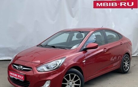 Hyundai Solaris II рестайлинг, 2012 год, 870 000 рублей, 1 фотография