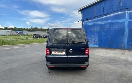 Volkswagen Caravelle T6 рестайлинг, 2019 год, 3 190 000 рублей, 7 фотография