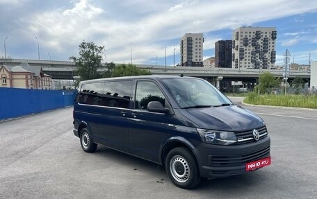 Volkswagen Caravelle T6 рестайлинг, 2019 год, 3 190 000 рублей, 3 фотография