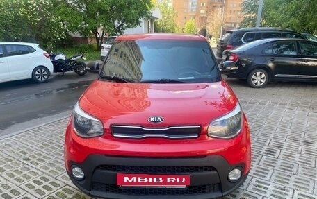 KIA Soul II рестайлинг, 2019 год, 999 999 рублей, 2 фотография