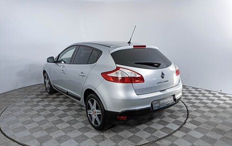 Renault Megane III, 2013 год, 922 000 рублей, 7 фотография