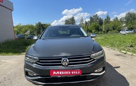 Volkswagen Passat B8 рестайлинг, 2020 год, 3 350 000 рублей, 9 фотография