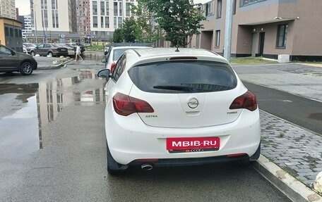 Opel Astra J, 2011 год, 640 000 рублей, 5 фотография