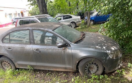 Volkswagen Jetta VI, 2012 год, 670 000 рублей, 3 фотография