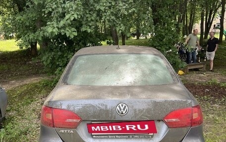 Volkswagen Jetta VI, 2012 год, 670 000 рублей, 4 фотография