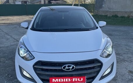 Hyundai i30 II рестайлинг, 2012 год, 1 050 000 рублей, 2 фотография