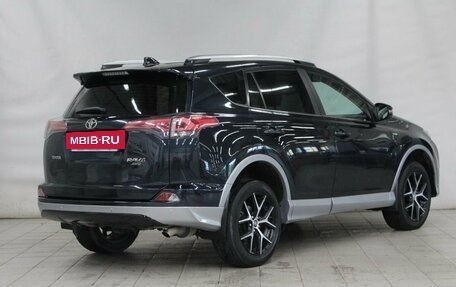 Toyota RAV4, 2017 год, 2 850 000 рублей, 5 фотография