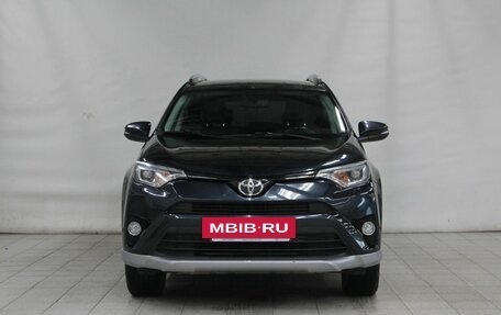 Toyota RAV4, 2017 год, 2 850 000 рублей, 2 фотография
