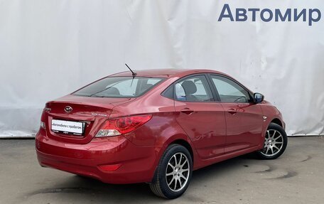 Hyundai Solaris II рестайлинг, 2012 год, 870 000 рублей, 5 фотография