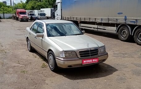 Mercedes-Benz C-Класс, 1995 год, 370 000 рублей, 1 фотография