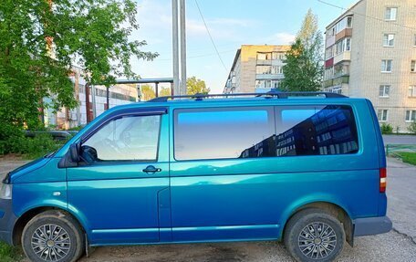 Volkswagen Transporter T5 рестайлинг, 2003 год, 1 200 000 рублей, 4 фотография