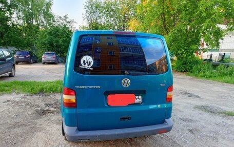 Volkswagen Transporter T5 рестайлинг, 2003 год, 1 200 000 рублей, 3 фотография