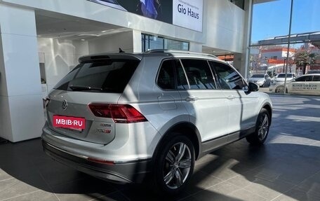 Volkswagen Tiguan II, 2021 год, 3 250 000 рублей, 5 фотография