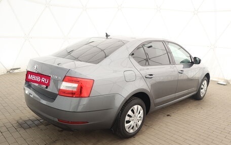 Skoda Octavia, 2018 год, 1 665 000 рублей, 3 фотография