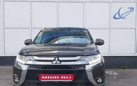 Mitsubishi Outlander III рестайлинг 3, 2016 год, 1 899 000 рублей, 3 фотография