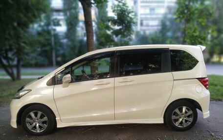 Honda Freed I, 2011 год, 1 290 000 рублей, 3 фотография