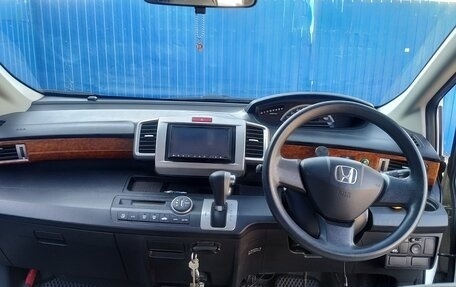 Honda Freed I, 2011 год, 1 290 000 рублей, 13 фотография