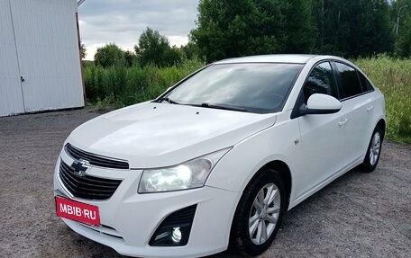 Chevrolet Cruze II, 2013 год, 870 000 рублей, 1 фотография