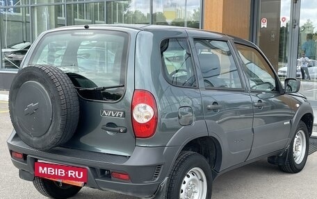 Chevrolet Niva I рестайлинг, 2016 год, 765 000 рублей, 5 фотография