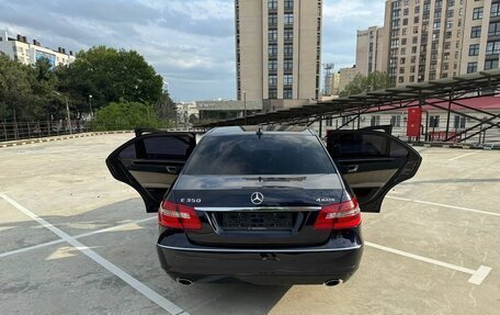 Mercedes-Benz E-Класс, 2011 год, 1 800 000 рублей, 9 фотография