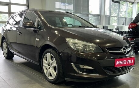 Opel Astra J, 2013 год, 999 000 рублей, 3 фотография