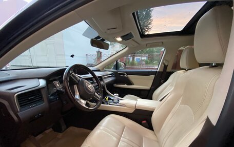 Lexus RX IV рестайлинг, 2016 год, 4 300 000 рублей, 3 фотография